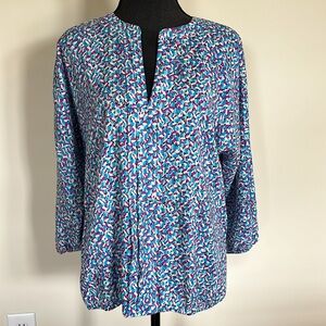 NWOT Ann Taylor 3/4 sleeve women’s blouse size medium
